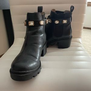 Steve Madden Amulet Booties